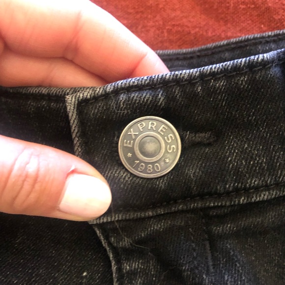 Express Mom Shorts - Picture 5 of 5